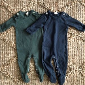 Kate Quinn footies 0-3m 2 pieces